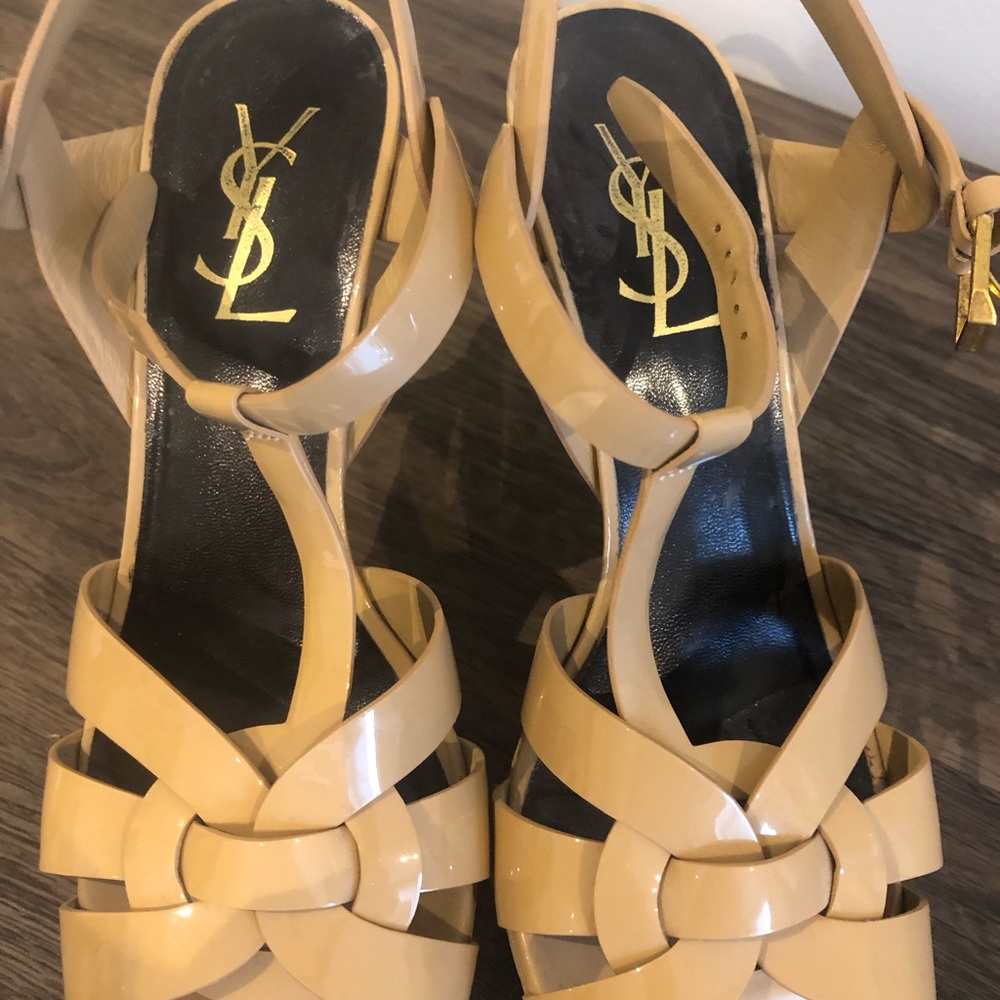 Saint Laurent Classic Tribute Sandal Mid Stiletto